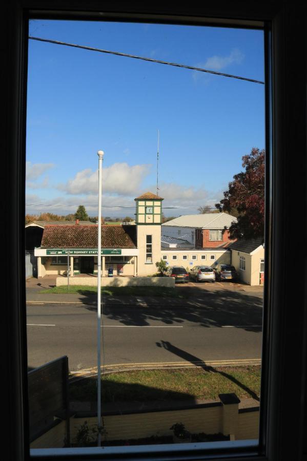 Captain Howey Hotel New Romney Exteriör bild
