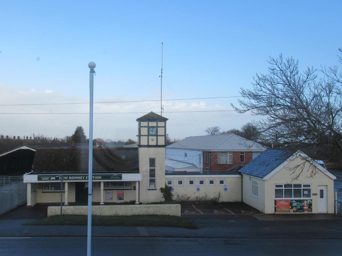 Captain Howey Hotel New Romney Exteriör bild